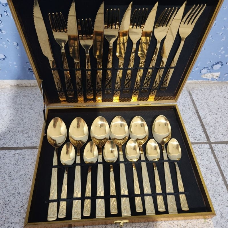 Cubiertos de Acero Inoxidable 24 Piezas + Caja de Madera de Regalo