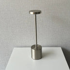 Lámpara de Mesa LED Recargable Sin Cable Metal