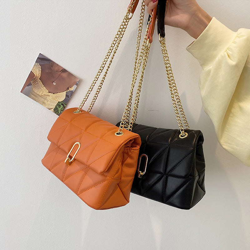 Bolso de Cuero Dora | Correa de Cadena Dorada y Cierre Interior